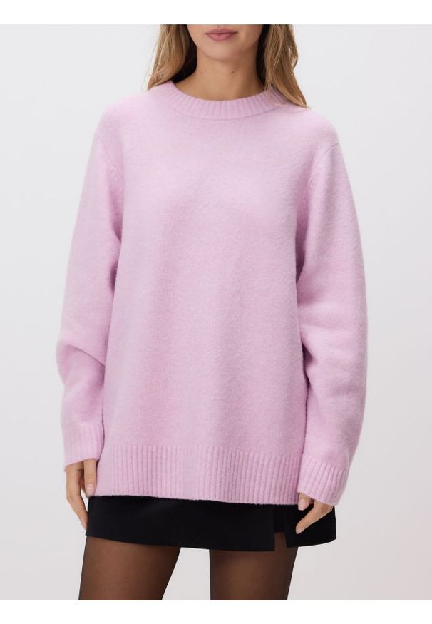 Reserved - Gładki sweter - różowy. Kolor: różowy. Materiał: dzianina, wełna. Wzór: gładki
