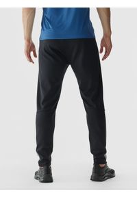 4f - 4F Spodnie treningowe szybkoschnące męskie - czarne S. Kolor: czarny. Materiał: syntetyk, włókno, dzianina, materiał, elastan. Wzór: jednolity, ze splotem. Sport: fitness #2