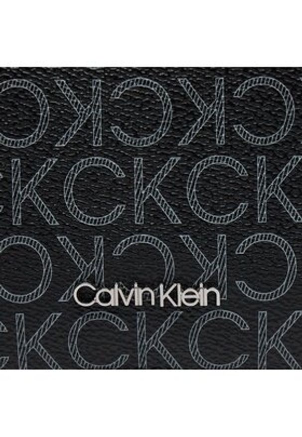 Calvin Klein Torebka Ck Must Camera Bag Mono K60K610294 Czarny. Kolor: czarny. Materiał: skórzane