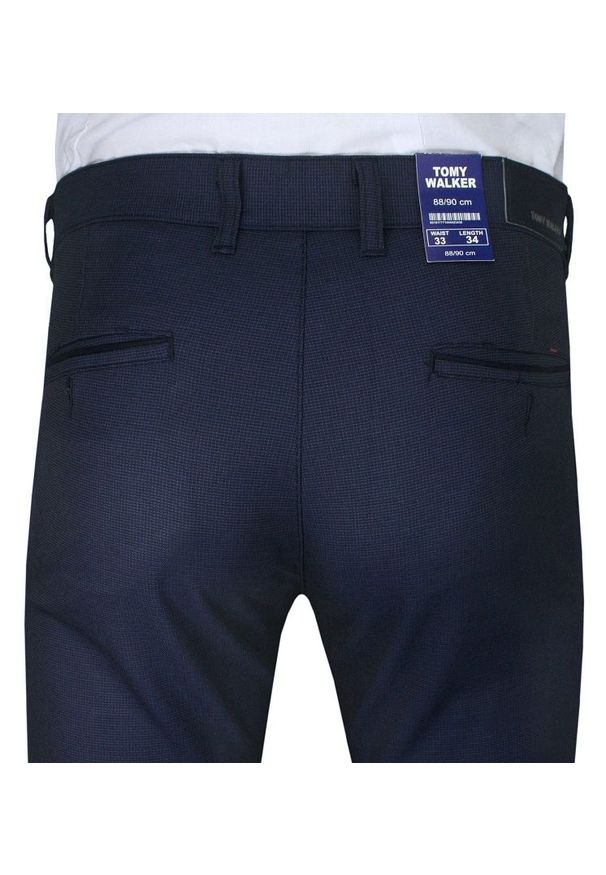 Granatowe Garniturowe Męskie Spodnie -Tomy Walker- Eleganckie, Zwężane, Chinosy. Kolor: niebieski. Materiał: wiskoza, poliester, elastan. Styl: elegancki