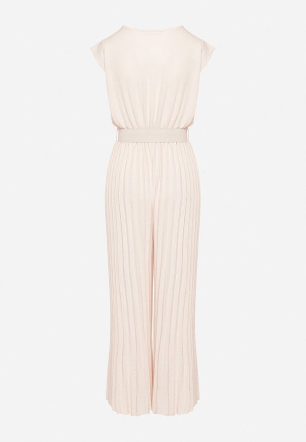 Born2be - Beżowy Kombinezon o Kopertowym Kroju z Plisami i Paskiem w Talii Salivania. Okazja: na co dzień. Kolor: beżowy. Styl: elegancki, casual