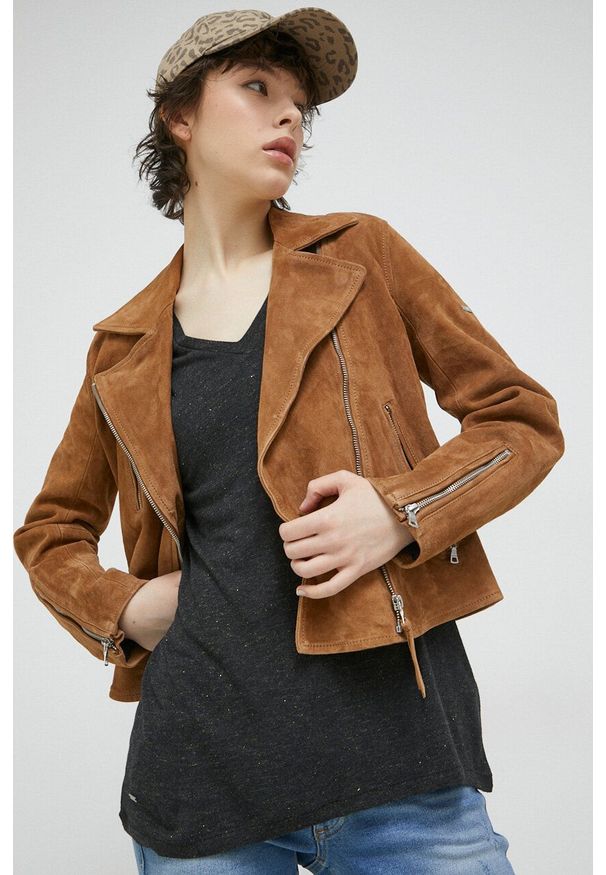 Superdry ramoneska zamszowa damska kolor brązowy przejściowa. Okazja: na co dzień. Kolor: brązowy. Materiał: zamsz. Styl: casual, klasyczny