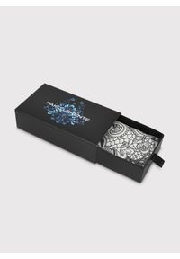 Pako Lorente - PAKO LORENTE – Jedwabna czarna poszetka we wzór. Kolor: czarny. Materiał: jedwab #5