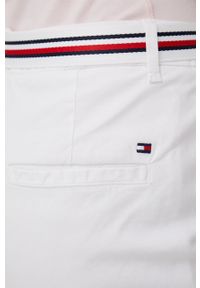 TOMMY HILFIGER - Tommy Hilfiger spodnie HAILEY damskie kolor biały fason chinos high waist. Stan: podwyższony. Kolor: biały #2