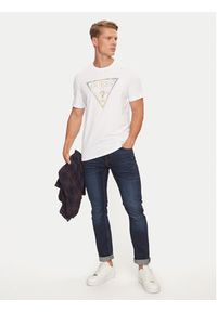 Guess T-Shirt M4BI35 J1314 Biały Slim Fit. Kolor: biały. Materiał: bawełna