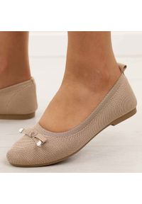 eVento - Fango baleriny damskie Evento 9048. Okazja: na co dzień. Kolor: brązowy. Materiał: tkanina. Szerokość cholewki: normalna. Wzór: aplikacja. Sezon: wiosna, lato. Styl: casual, elegancki, klasyczny #1