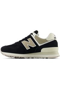 Buty damskie New Balance WL574DK2 – czarne. Kolor: czarny. Materiał: zamsz, skóra, bawełna, dresówka, materiał, syntetyk, guma. Szerokość cholewki: normalna. Model: New Balance 574 #2