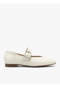 Ryłko - Kremowo-białe baleriny Mary Jane. Okazja: na co dzień, na spacer. Zapięcie: pasek. Kolor: beżowy. Materiał: skóra. Styl: street, elegancki, casual #1