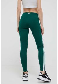 adidas Originals legginsy Adicolor Classics 3-Stripes Leggings damskie kolor zielony z aplikacją IB7385-ZIELONY. Kolor: zielony. Materiał: bawełna, dzianina. Wzór: aplikacja #4