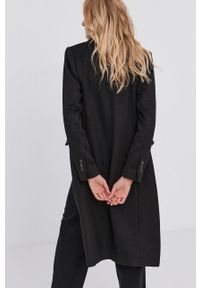 Answear Lab Płaszcz damski kolor czarny przejściowy. Okazja: na co dzień. Kolor: czarny. Styl: wakacyjny #4