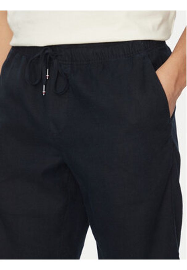 TOMMY HILFIGER - Tommy Hilfiger Szorty materiałowe Harlem MW0MW37804 Granatowy Regular Fit. Kolor: niebieski. Materiał: len