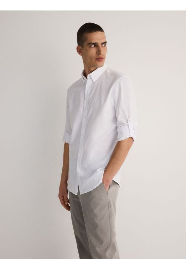 Reserved - Bawełniana koszula regular fit - biały. Kolor: biały. Materiał: bawełna