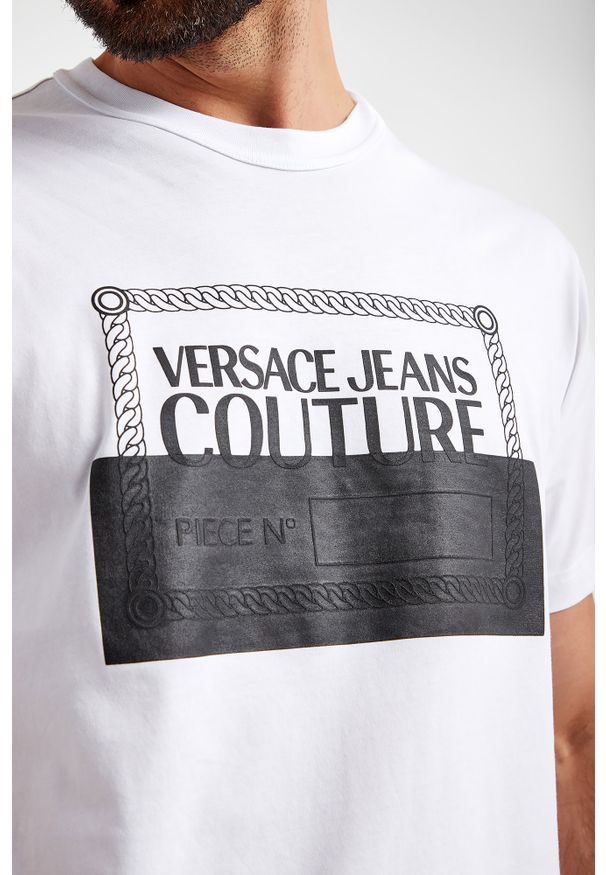 Versace Jeans Couture - T-shirt VERSACE JEANS COUTURE. Długość rękawa: krótki rękaw. Długość: krótkie