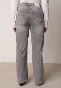 Born2be - Szare Szerokie Jeansy z Wysokim Stanem z Bawełną i Domieszką Wiskozy Jenninne. Stan: podwyższony. Kolor: szary. Długość: długie. Wzór: gładki. Styl: klasyczny #5