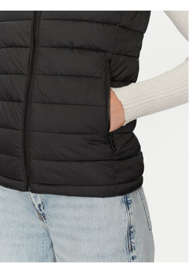 Guess Jeans Bezrękawnik W5RN55 WHAB2 Czarny Regular Fit. Kolor: czarny. Materiał: syntetyk. Długość rękawa: bez rękawów