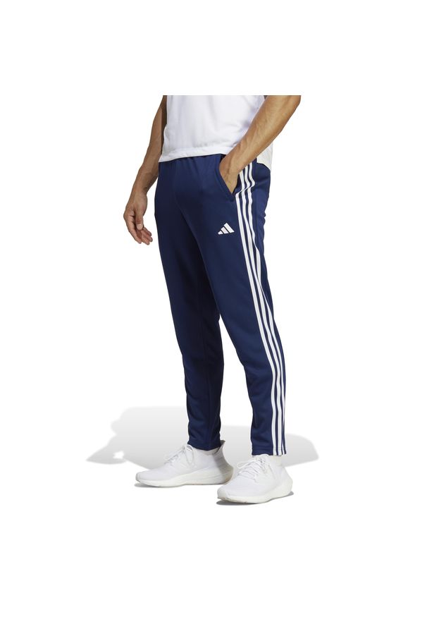 Adidas - Spodnie fitness męskie ADIDAS. Materiał: dresówka, materiał, skóra. Sport: fitness