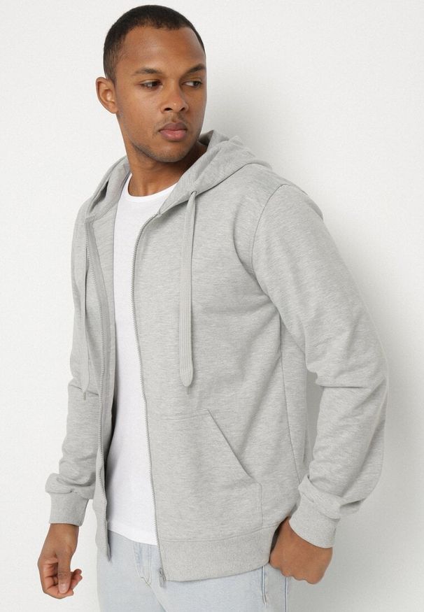 Born2be - Jasnoszara Bluza z Bawełną Kapturem i Sznurkami Asallin. Okazja: na co dzień. Typ kołnierza: kaptur. Kolor: szary. Materiał: bawełna. Styl: casual, klasyczny