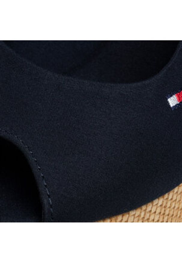 TOMMY HILFIGER - Tommy Hilfiger Sandały Iconic Elena Sling Back Wedge FW0FW04789 Granatowy. Kolor: niebieski. Materiał: materiał