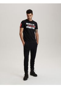 Diverse - T-shirt męski z nadrukiem DKR S 0223 S1823 - - Rozmiar: L. Kolor: czarny. Materiał: bawełna. Wzór: nadruk #5