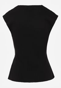 Born2be - Czarna Bluzka z Wiskozą Kopertowym Dekoltem i Metalową Klamrą z Boku Sanviel. Kolor: czarny. Materiał: wiskoza #2