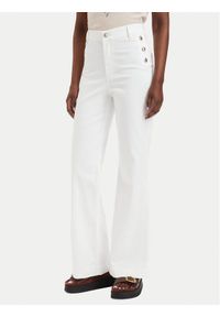 Guess Jeansy W6GA0P W2440 Biały Regular Fit. Kolor: biały #1