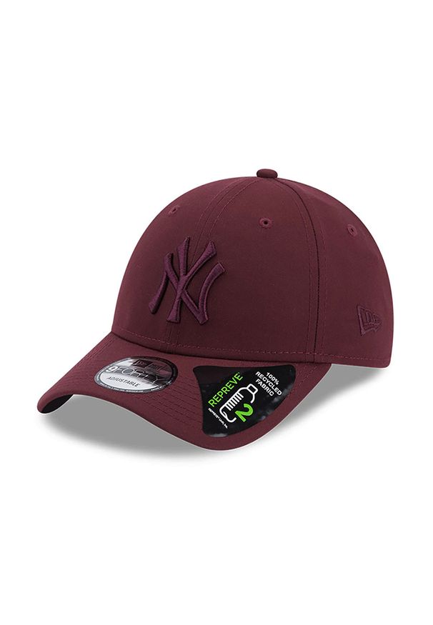 Czapka z daszkiem New Era New York Yankees Repreve 60364403 - czerwona. Kolor: czerwony. Materiał: materiał, poliester. Wzór: aplikacja. Styl: elegancki
