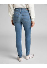 Lee - LEE SCARLETT HIGH DAMSKIE SPODNIE JEANSOWE MID BLUE L626EMXT