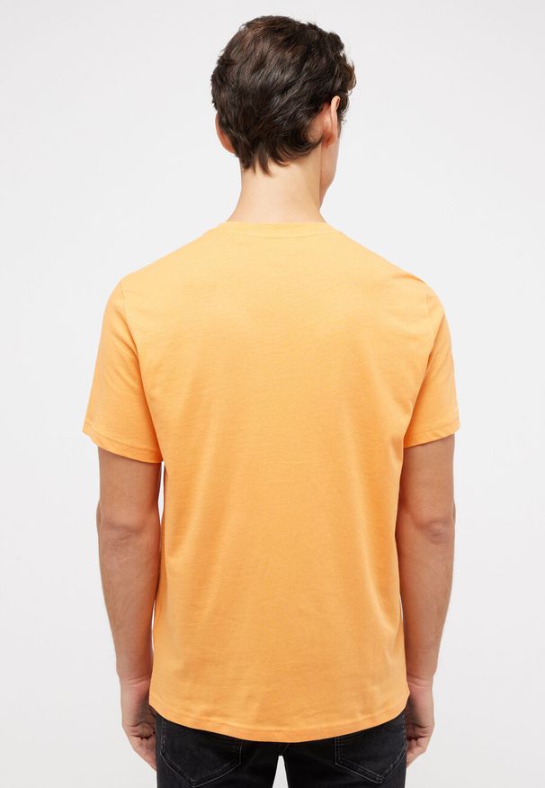 Mustang - MUSTANG AUSTIN MĘSKI T-SHIRT KOSZULKA LOGO TANGERINE 1014950 7036