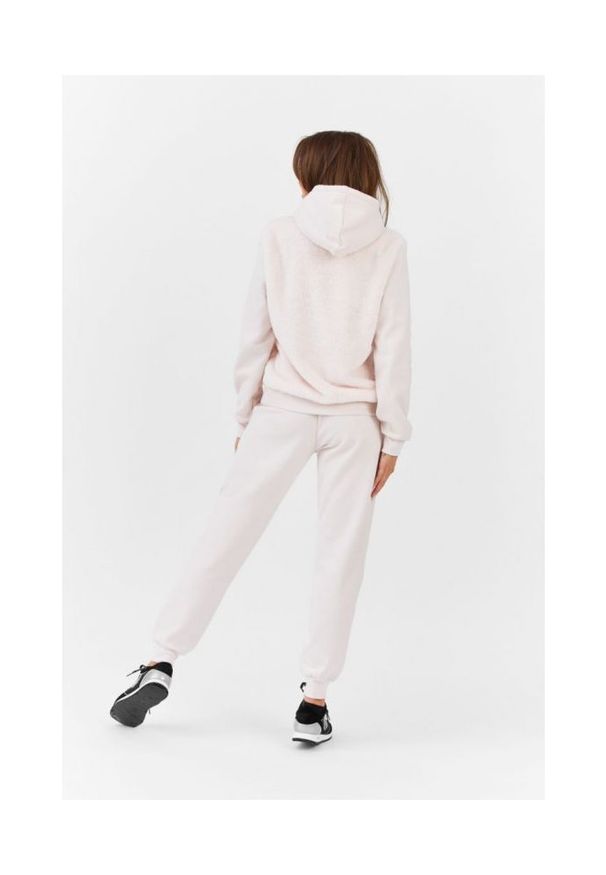Emporio Armani - EMPORIO ARMANI Różowe damskie spodnie dresowe. Kolor: zielony. Materiał: bawełna