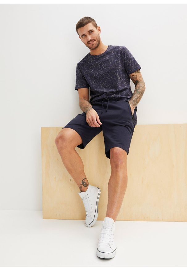 bonprix - Bermudy dresowe z praktycznymi kieszeniami na zamek. Kolor: niebieski. Materiał: dresówka