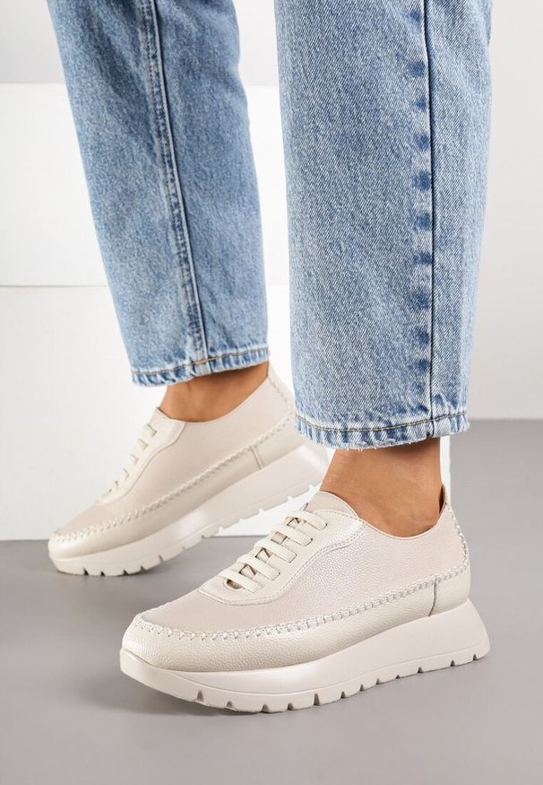 Born2be - Beżowe Półbuty Sneakersy Potocki na Grubej Podeszwie z Elastycznymi Sznurówkami Tulemarie. Okazja: na co dzień. Zapięcie: sznurówki. Kolor: beżowy. Materiał: jeans. Styl: casual, elegancki