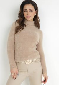 Born2be - Beżowy Wełniany Golf Mihn. Typ kołnierza: golf. Kolor: beżowy. Materiał: wełna. Długość rękawa: długi rękaw. Długość: długie. Sezon: zima, jesień #1