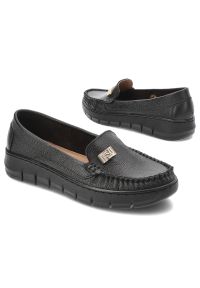 Czarne Półbuty Armodo Modne Obuwie Damskie Ze Skóry Naturalnej. Okazja: na co dzień. Zapięcie: klamry. Kolor: czarny. Materiał: skóra. Szerokość cholewki: normalna. Styl: casual, elegancki #7