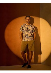 Sinsay - Dzianinowe szorty - zielony. Kolor: zielony. Materiał: dzianina #1