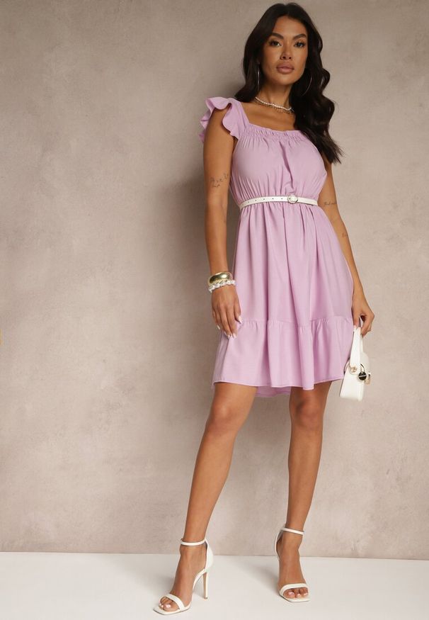 Renee - Fioletowa Rozkloszowana Sukienka z Wiskozą z Gumką w Talii Lirandine. Okazja: na co dzień, na imprezę, na spacer. Typ kołnierza: dekolt kwadratowy. Kolor: fioletowy. Materiał: wiskoza. Sezon: wiosna, lato. Typ sukienki: sportowe. Styl: casual, sportowy