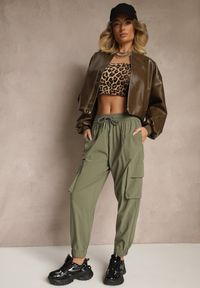 Renee - Ciemnozielone Spodnie Cargo z Bawełną High Waist Kolanielis. Stan: podwyższony. Kolor: zielony. Materiał: bawełna