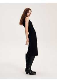 Reserved - Bawełniana sukienka midi - czarny. Kolor: czarny. Materiał: bawełna. Długość: midi