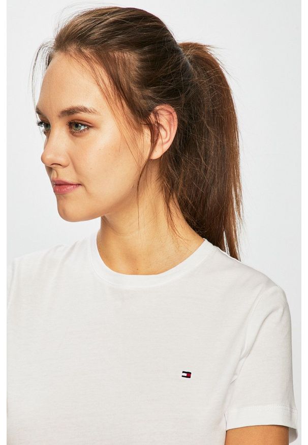 TOMMY HILFIGER - Tommy Hilfiger - T-shirt. Okazja: na co dzień. Kolor: biały. Materiał: dzianina. Styl: casual