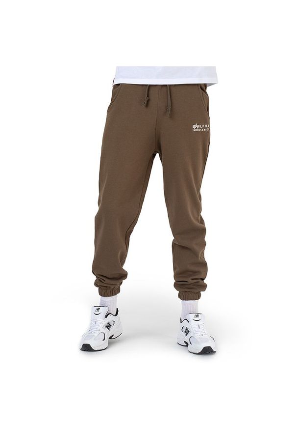 Spodnie Alpha Industries Organics EMB Regular Jogger 106364629 - zielone. Kolor: zielony. Materiał: bawełna, materiał. Wzór: aplikacja