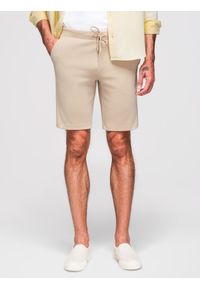 Ombre Clothing - Casualowe szorty męskie SLIM FIT z dzianiny żakardowej – beżowe V2 - Rozmiar: XL. Okazja: na co dzień. Kolor: beżowy. Materiał: żakard, dzianina. Styl: casual #1