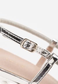 Renee - Srebrne Sandały VIES na Obcasie z Cyrkoniowymi Paseczkami Selvielle. Zapięcie: sprzączka. Kolor: srebrny. Materiał: skóra. Wzór: aplikacja. Sezon: lato. Obcas: na obcasie. Wysokość obcasa: średni #4