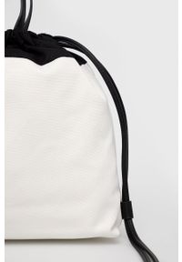 Sisley Plecak kolor biały z nadrukiem. Kolor: biały. Wzór: nadruk #3
