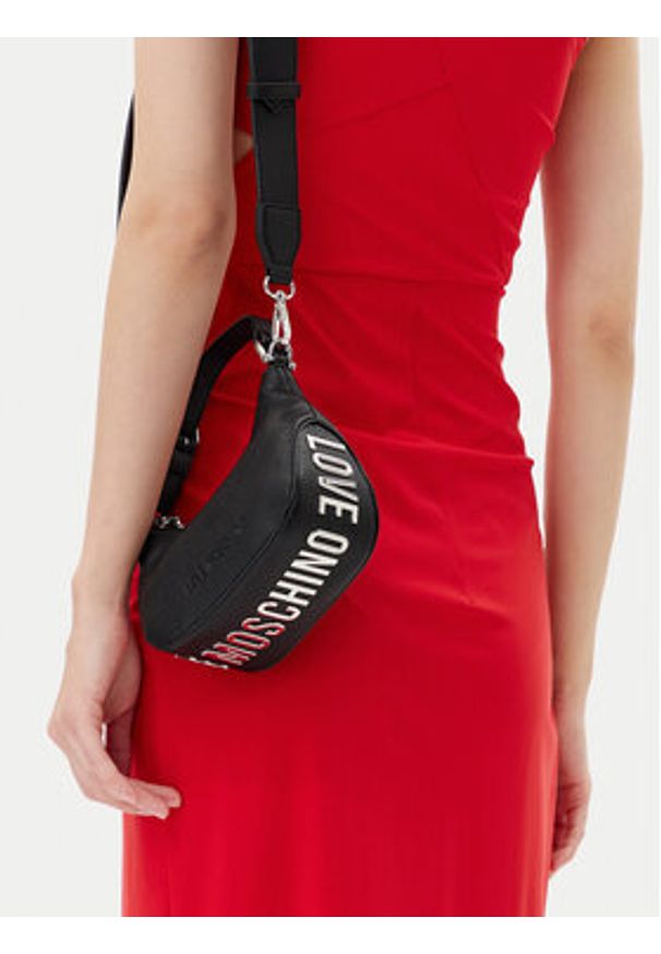 Love Moschino - LOVE MOSCHINO Torebka JC4019PP1MLT000B Czarny. Kolor: czarny. Materiał: skórzane