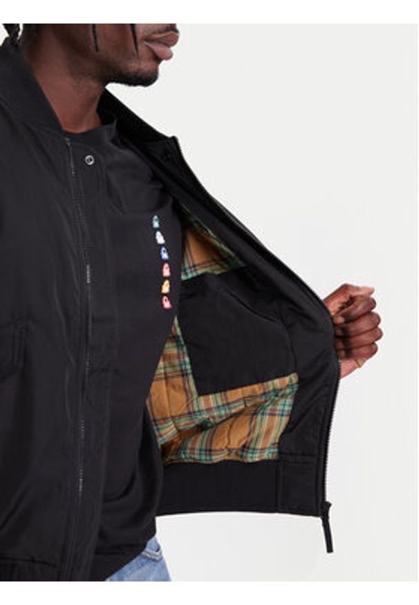 United Colors of Benetton - United Colors Of Benetton Kurtka bomber 2ZPSUN06G Czarny Regular Fit. Kolor: czarny. Materiał: syntetyk