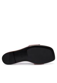 Calvin Klein Klapki Square Flat Sndl Embl Suede HW0HW03055 Beżowy. Kolor: beżowy. Materiał: skóra, zamsz #4