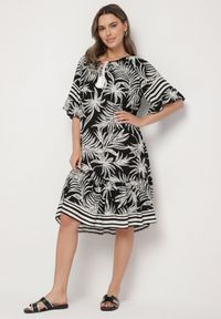 Born2be - Czarna Sukienka o Pudełkowym Kroju z Wiązaniem przy Dekolcie w Roślinny Wzór Mirionela. Kolor: czarny. Długość rękawa: krótki rękaw #5