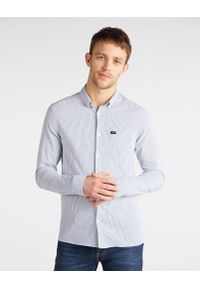 Lee - MĘSKA KOSZULA MATERIAŁOWA LEE SLIM BUTTON DOWN WASHED BLUE L66XDELR. Typ kołnierza: button down. Materiał: materiał