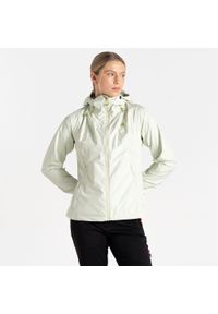 DARE 2B - Kurtka turystyczna przeciwdeszczowa damska Mountain Series Breathe Easy. Kolor: zielony. Materiał: materiał. Sport: turystyka piesza #1