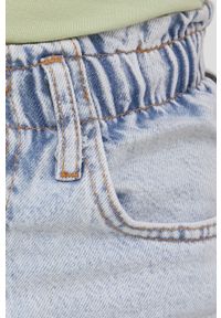 Answear Lab szorty jeansowe damskie gładkie high waist. Okazja: na co dzień. Stan: podwyższony. Kolor: niebieski. Materiał: jeans. Wzór: gładki. Styl: wakacyjny
