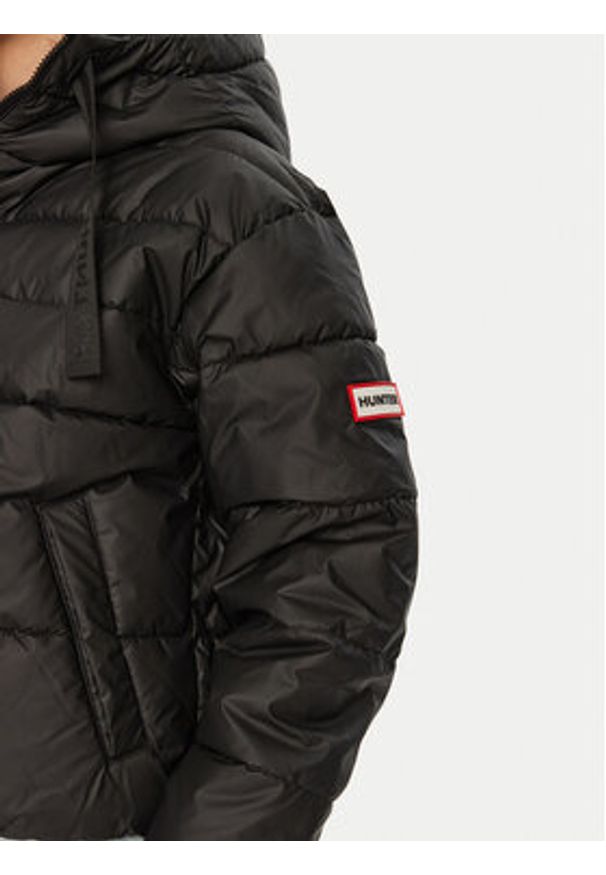Hunter Kurtka zimowa Edine HARW1416242 Czarny Regular Fit. Kolor: czarny. Materiał: syntetyk. Sezon: zima